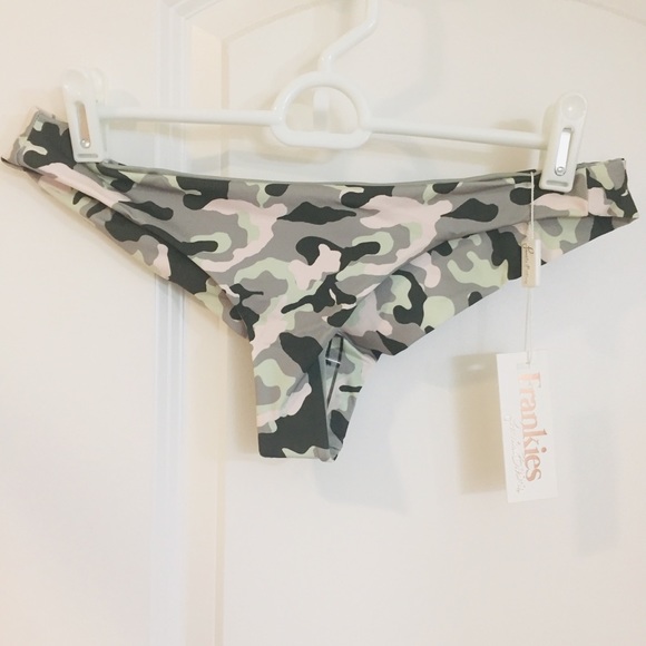 FRANKIE'S BIKINIS Camo Corset Cheeky Bikini Set Size MEDIUM Swimsuit Beach $200 - Picture 10 of 13